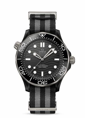 Omega Seamaster Diver 300M Master Co-Axial 43.5 Ceramic / Titanium / Black / NATO 210.92.44.20.01.002 (21092442001002)